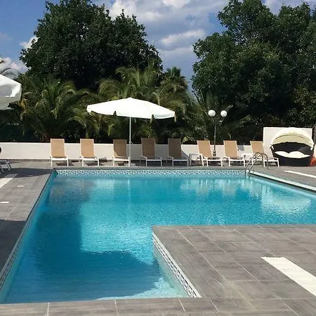 Holiday home Spacious With Pool *